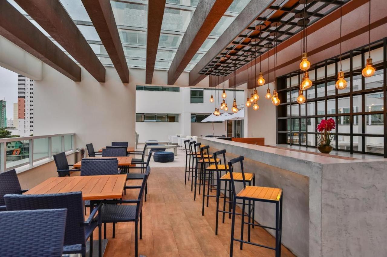 Loft America กัมโปส โดส กอยตากาเซส ภายนอก รูปภาพ